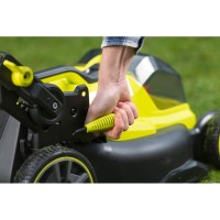 Бесщеточная газонокосилка Ryobi RY18LMX40B-240 5133005481